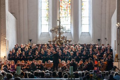 Aufführung Gerard Bunk "Groß ist Gottes Herrlichkeit" im Lübecker Dom